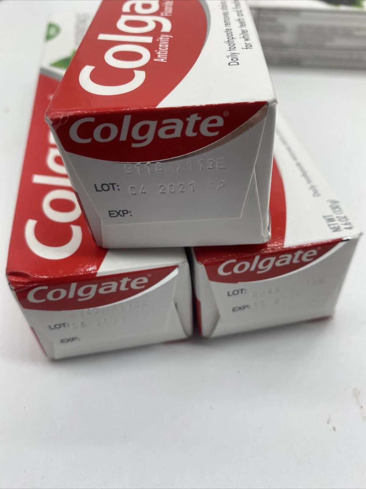(6) Colgate Essentials with Charcoal Toothpaste Fresh Mint 4.6Oz