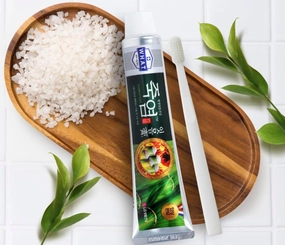 Bamboo Salt Gum Care Toothpaste 120g x 3 Tubes, Gingivitis Relief with Roasted Bamboo Salt, Herbal Protection for Healthy Gums