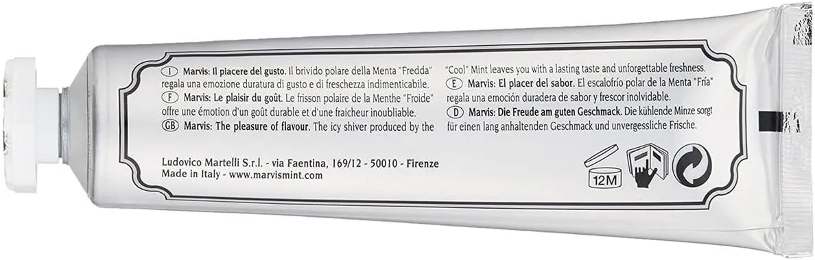 MarvisToothpaste Smokers Whitening Mint Toothpaste Promotes The Natural Whitening of The Teeth, Plaque Removal Toothpaste, Long-Lasting Freshness, 85ml - 4,4 Oz. (Pack of 1) ~ Italian Import