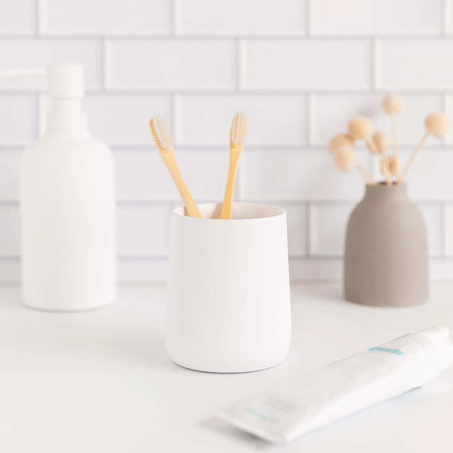 Matte White Toothbrush and Toothpaste Holder and Cup for Bathroom Vanity and Countertop, Round Organizer for Electric Toothbrushes, Floss, Razors, Cotton, and Mouthwash