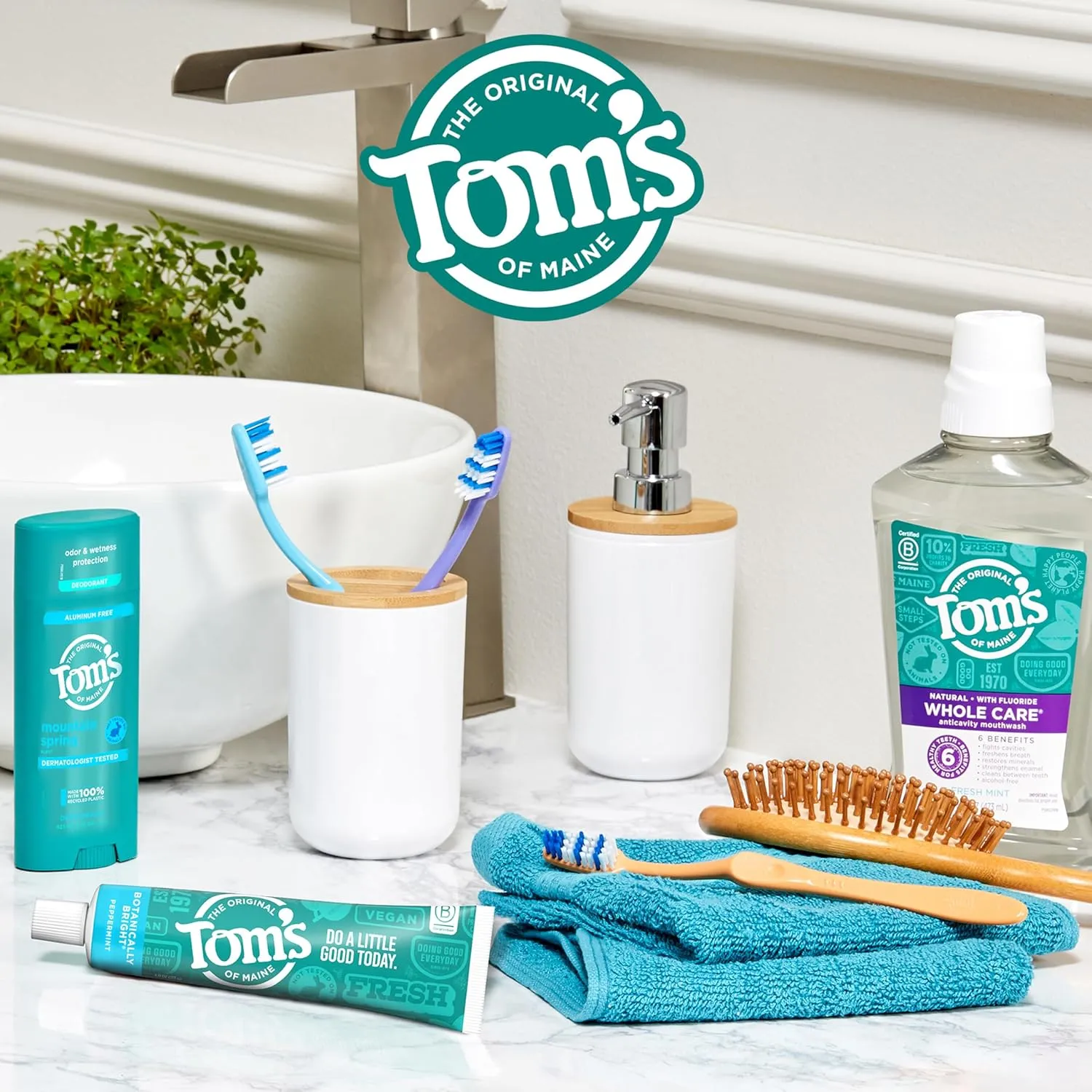 Tom's of Maine Botanically Bright Natural Whitening Toothpaste, Fluoride Free and SLS Free, Vegan, Peppermint, 3 Pack, 4.0 Oz