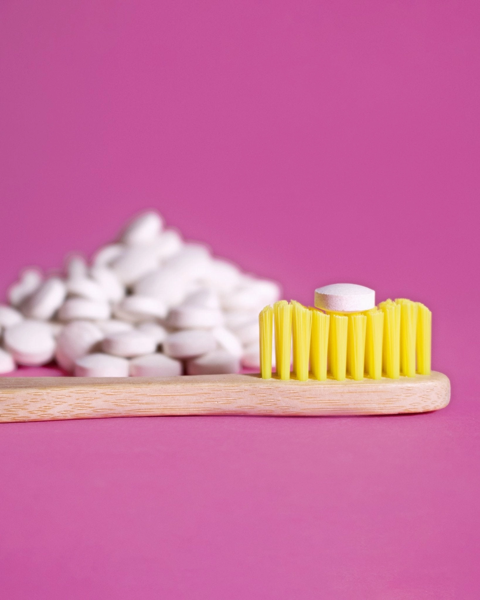 Toothpaste tablets fluoride-free